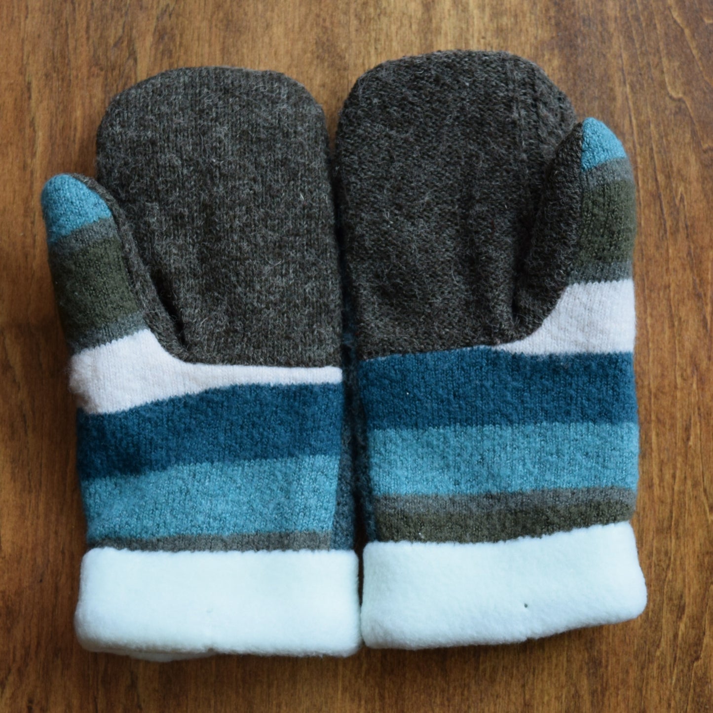Womens Recycled Mittens