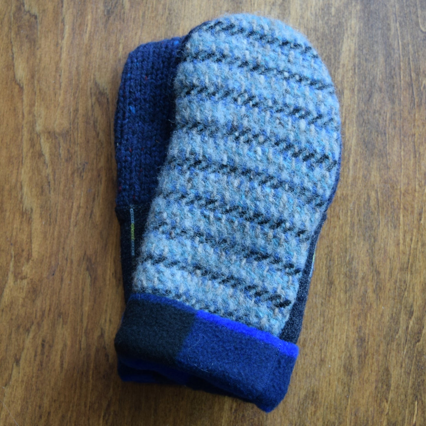 Womens Recycled Mittens