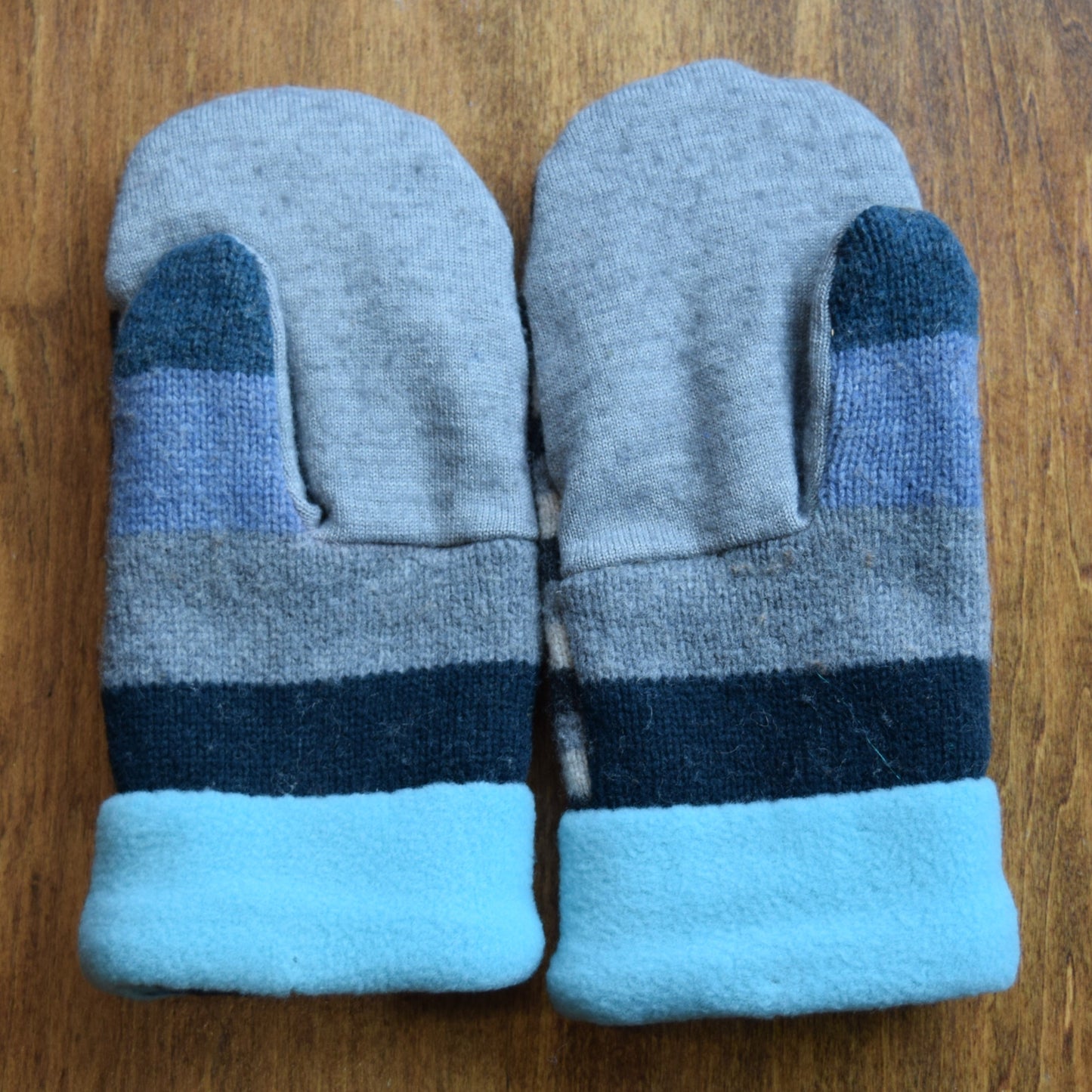 Womens Recycled Mittens